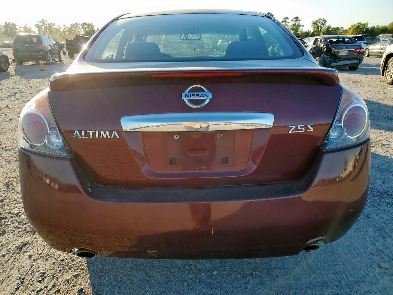 NISSAN ALTIMA BASE