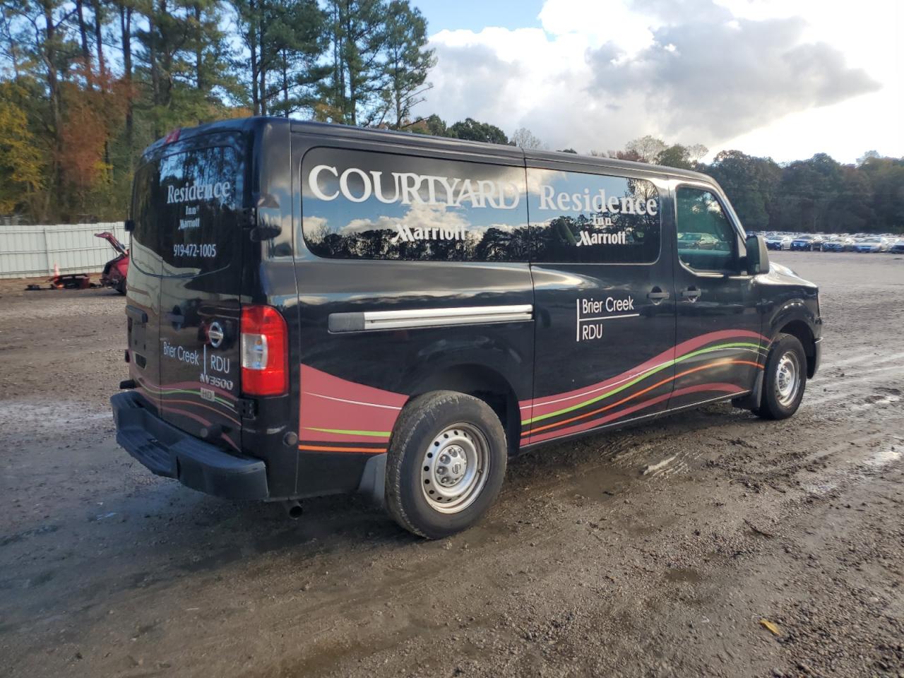 NISSAN NV3500 3500 S