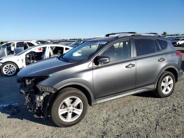 2014 TOYOTA RAV4 XLE - JTMWFREVXED039017