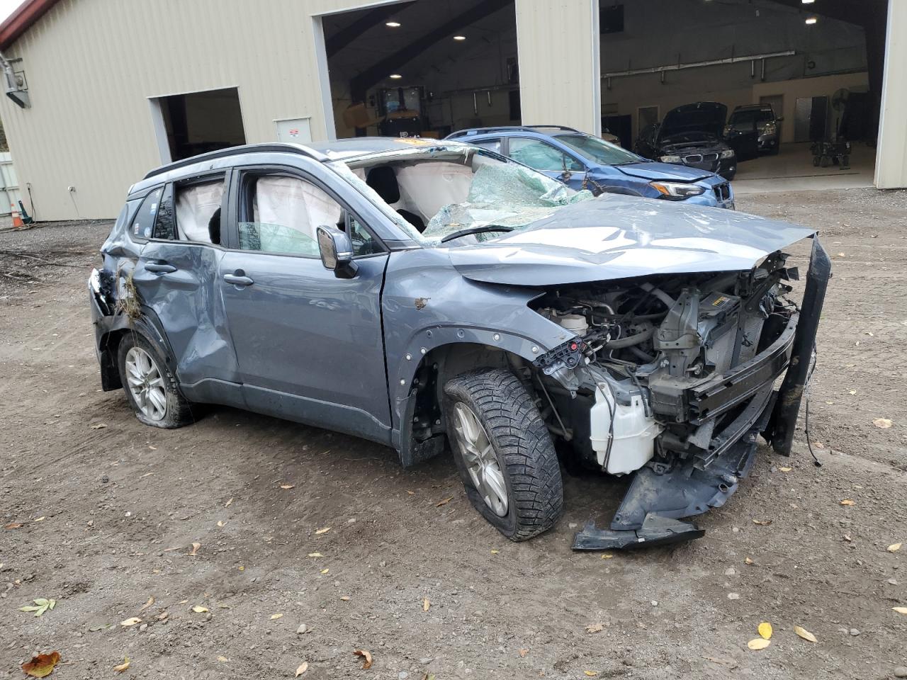 TOYOTA COROLLA CROSS LE