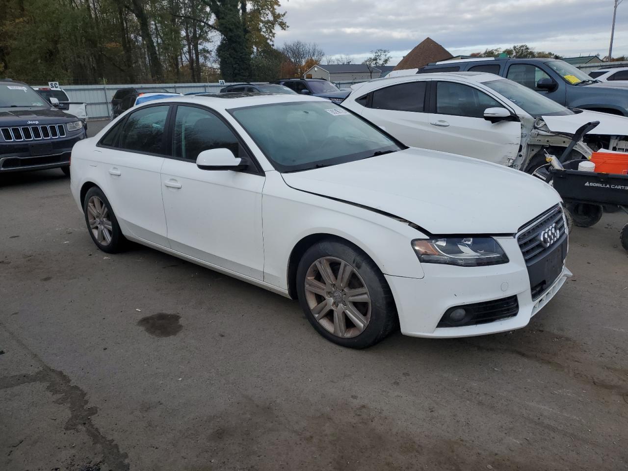 AUDI A4 PREMIUM
