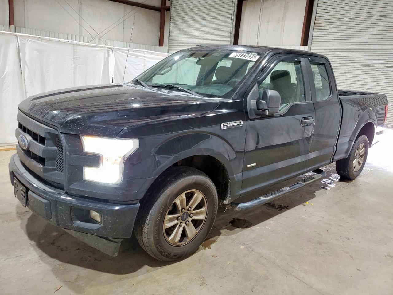 FORD F-150 SUPER CAB