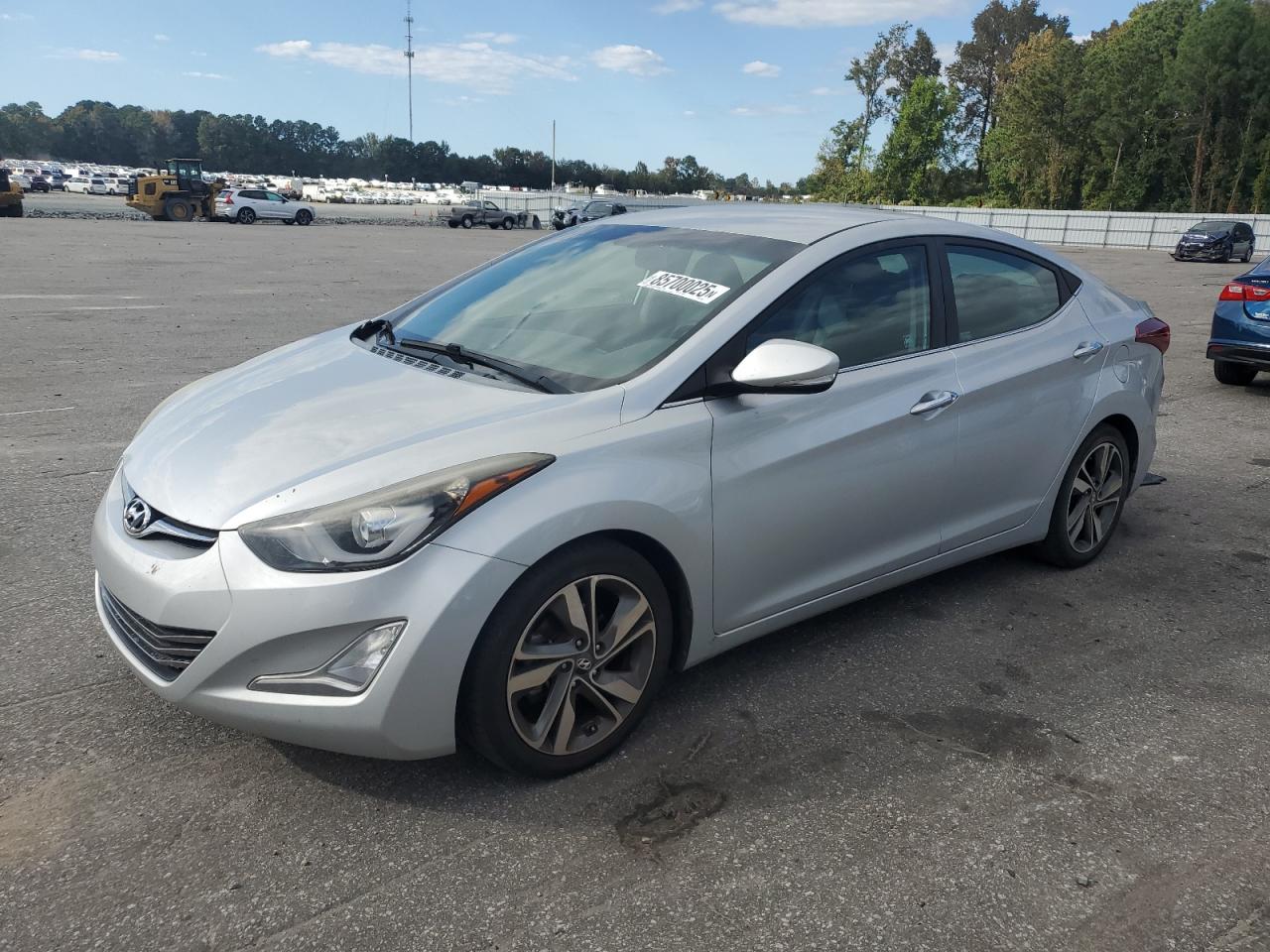 HYUNDAI ELANTRA SE