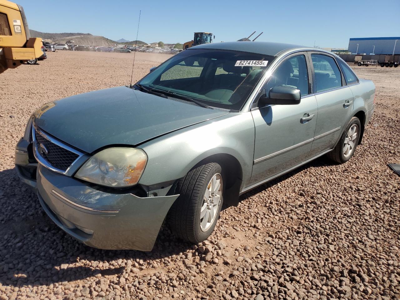 Lot #3298153257 2005 FORD FIVE HUNDR