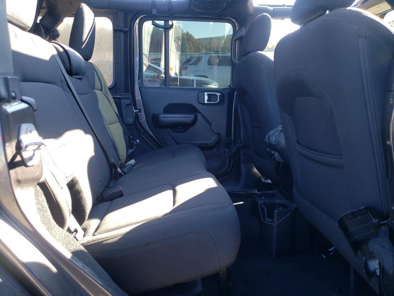 Lot #3301791338 2018 JEEP WRANGLER UNLIMITED SPORT