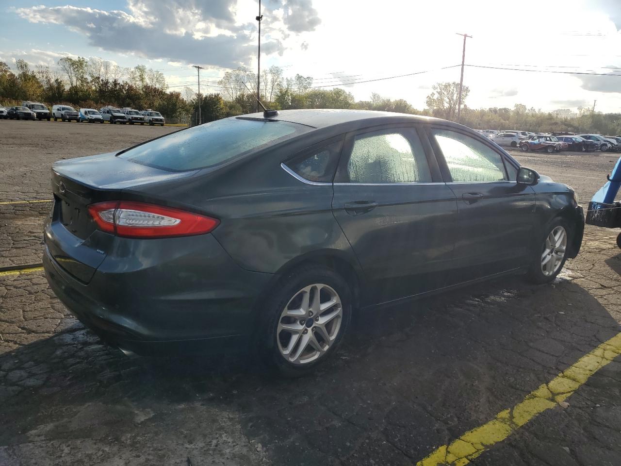 FORD FUSION SE