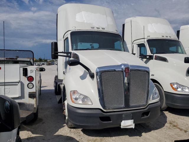 Global Auto Auctions: 2017 KENWORTH T680