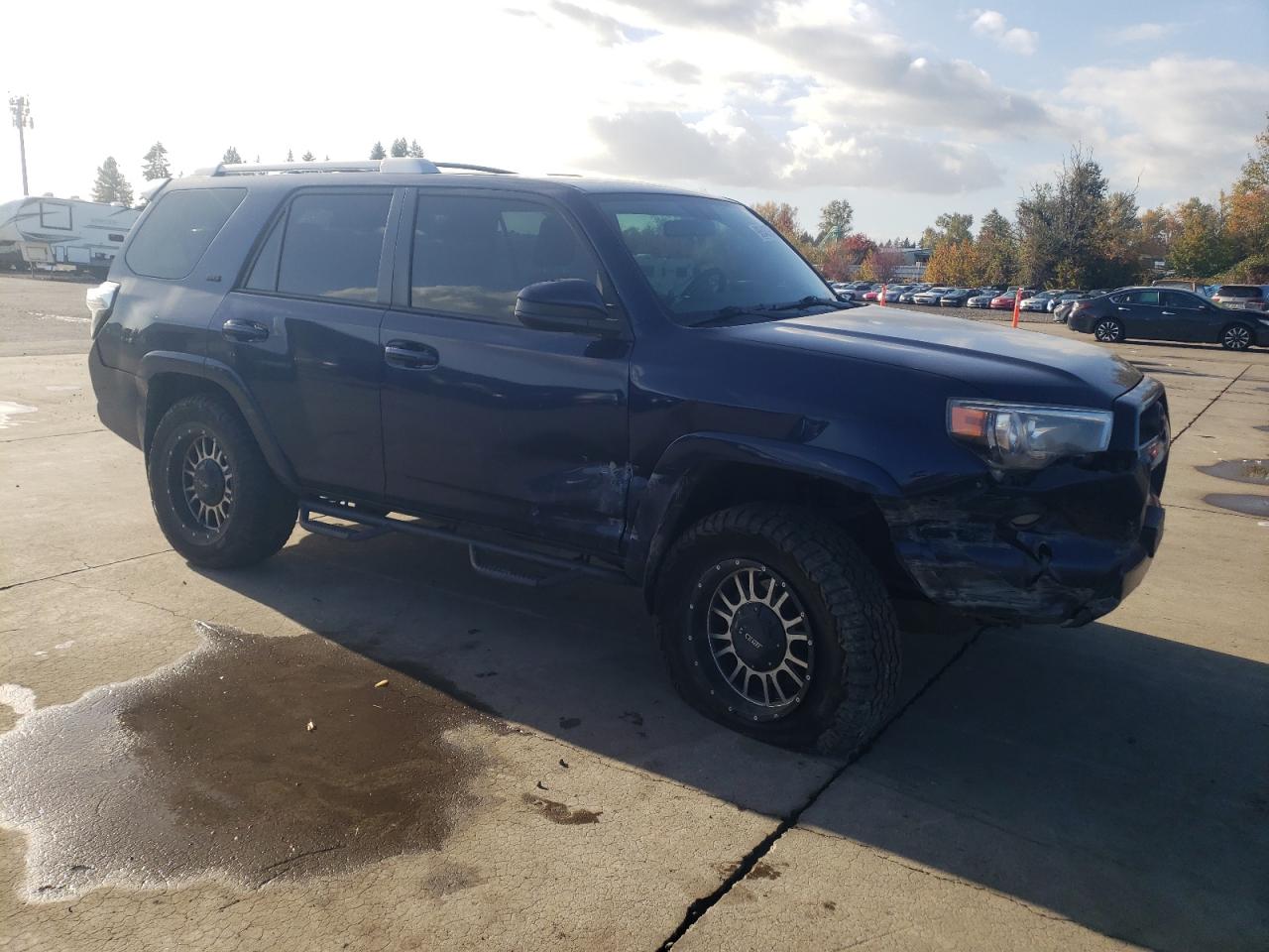 TOYOTA 4RUNNER SR5/SR5 PREMIUM