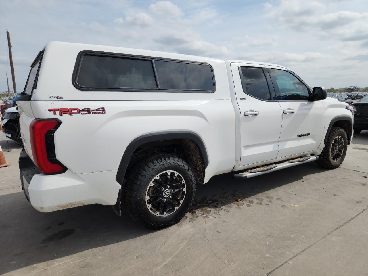 TOYOTA TUNDRA DOUBLE CAB SR