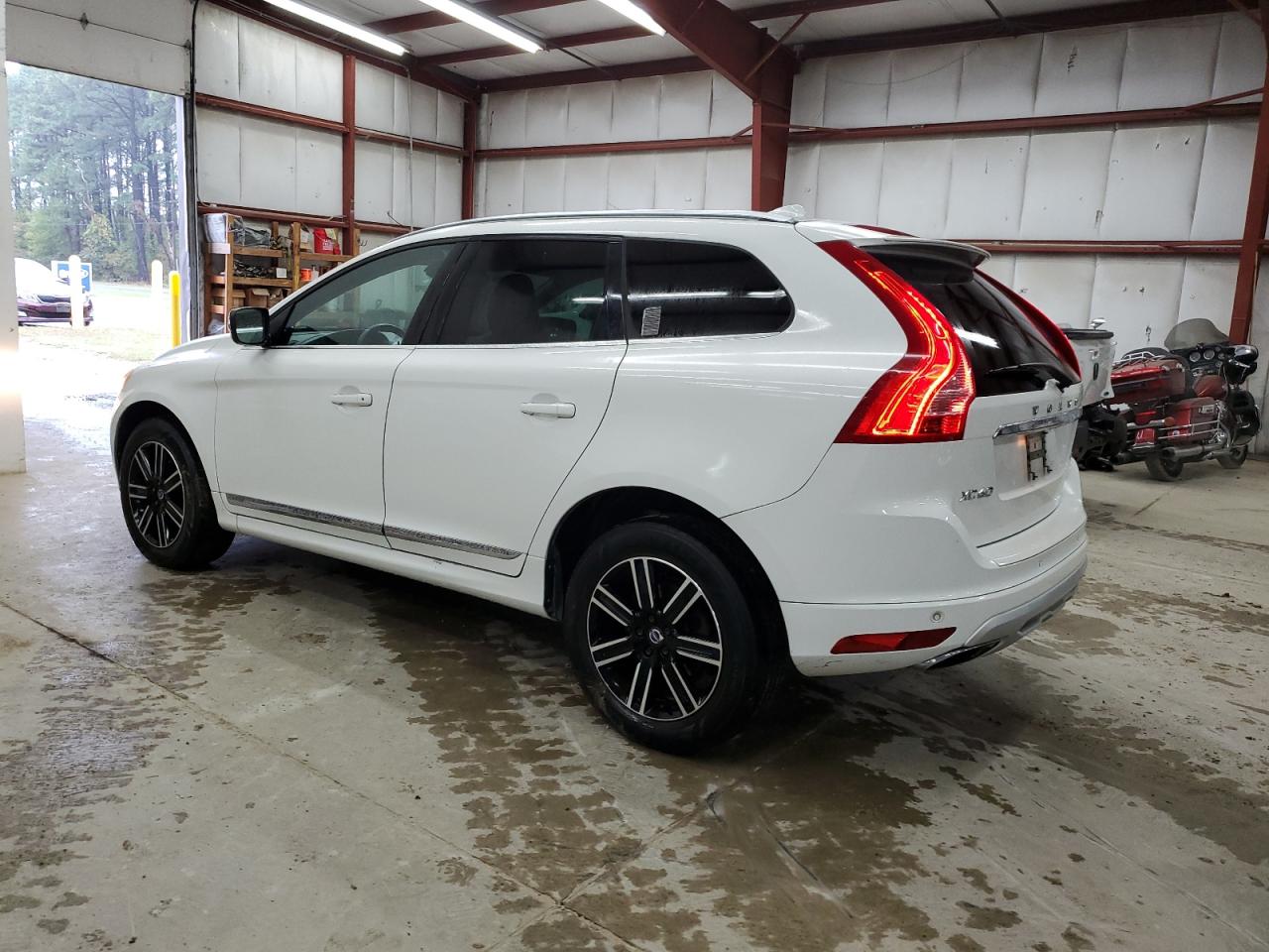 VOLVO XC60 T5 DYNAMIC