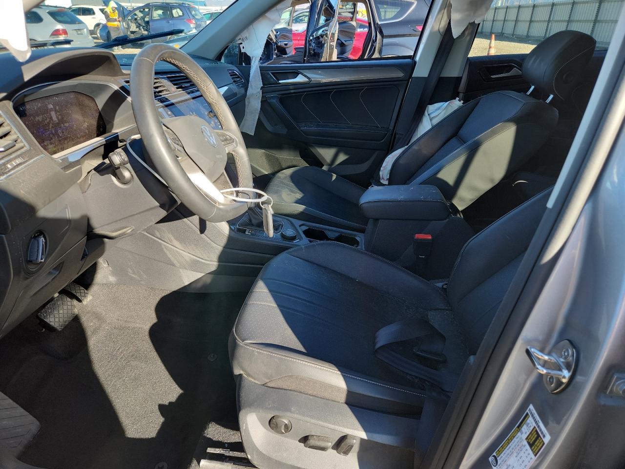 VOLKSWAGEN TIGUAN SE