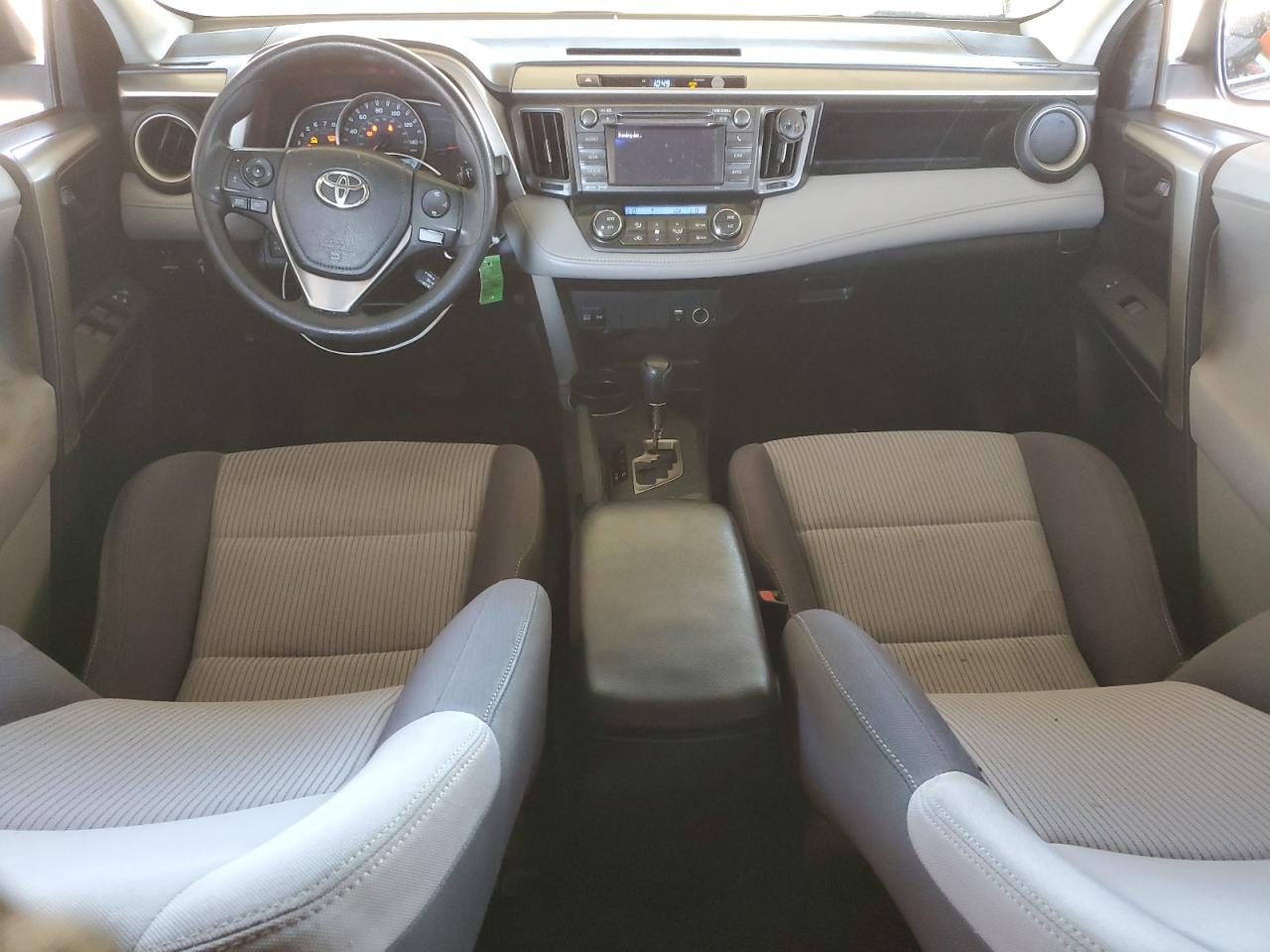 TOYOTA RAV4 XLE