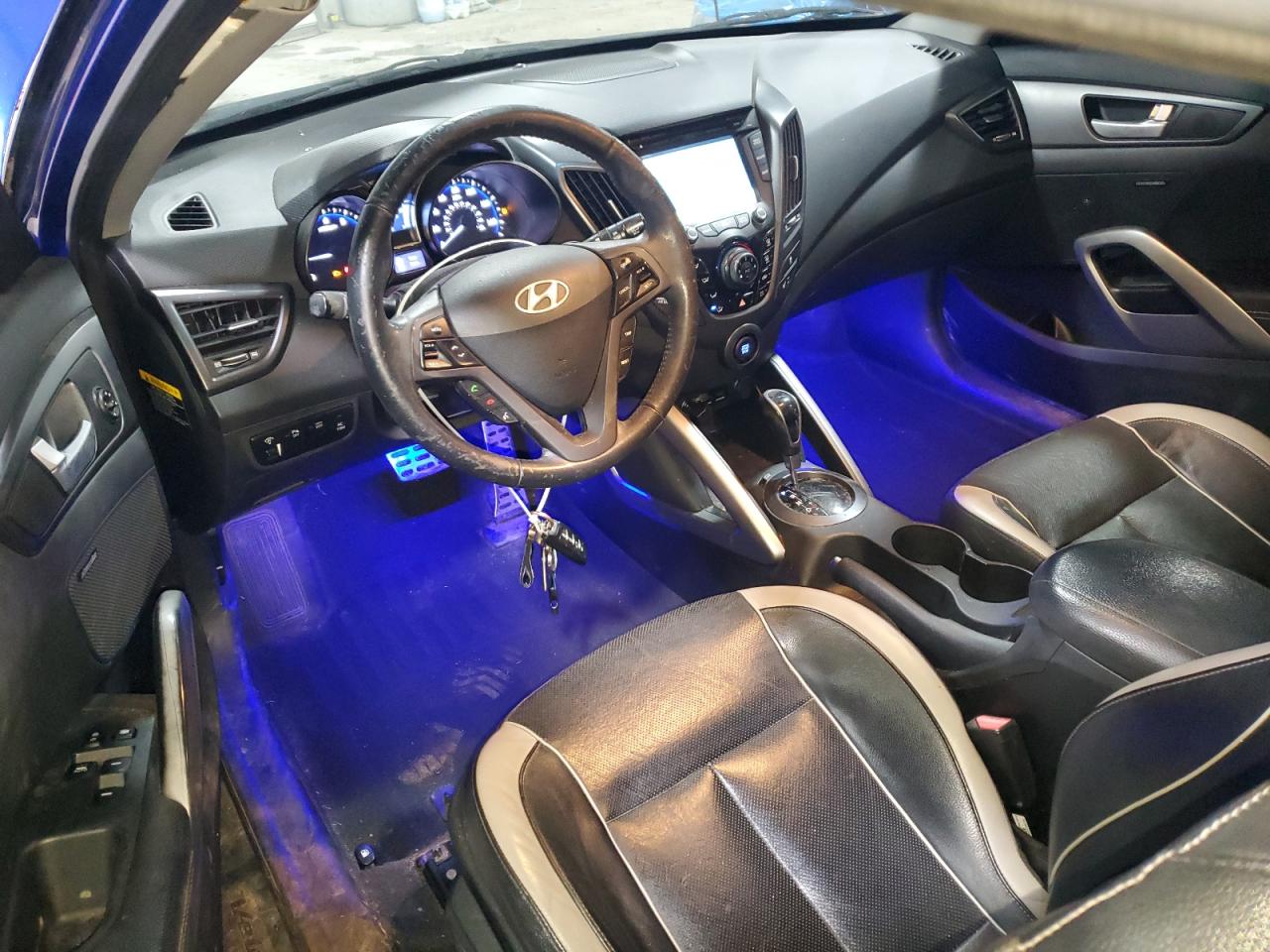 HYUNDAI VELOSTER TURBO