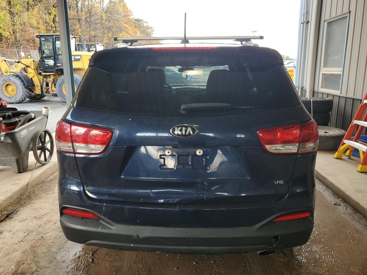 KIA SORENTO LX
