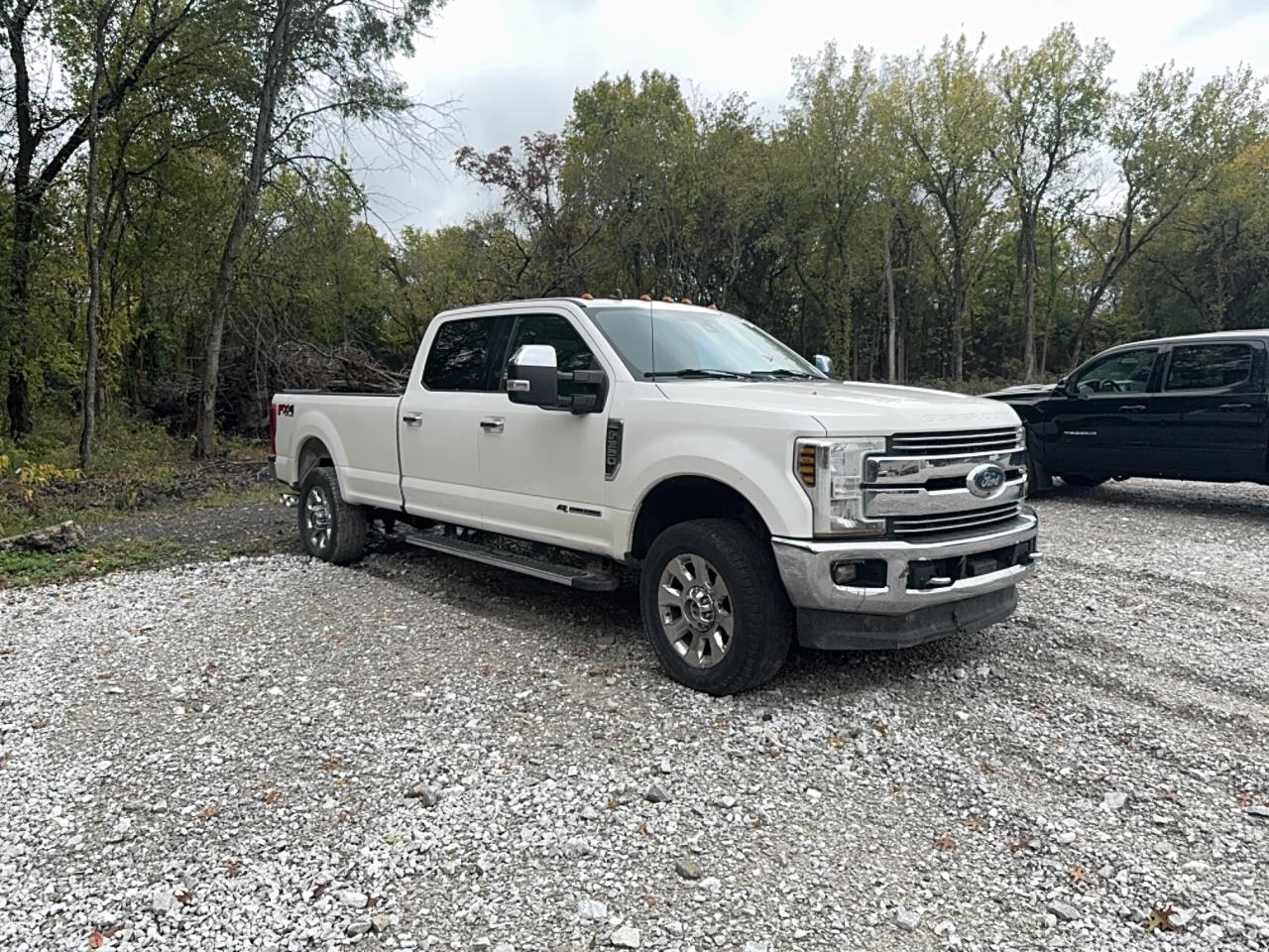 FORD F-350 SUPER DUTY