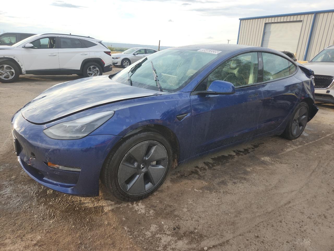 Lot #3274692829 2022 TESLA MODEL 3