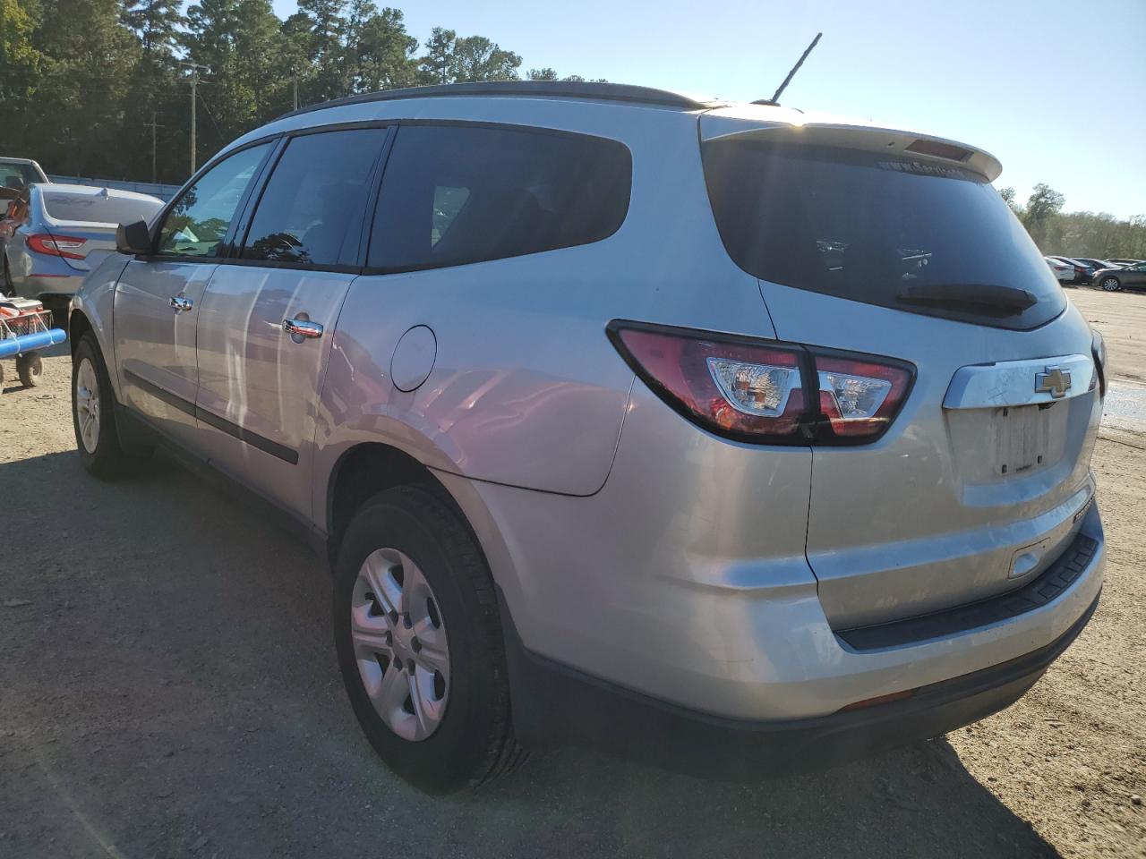 CHEVROLET TRAVERSE LS