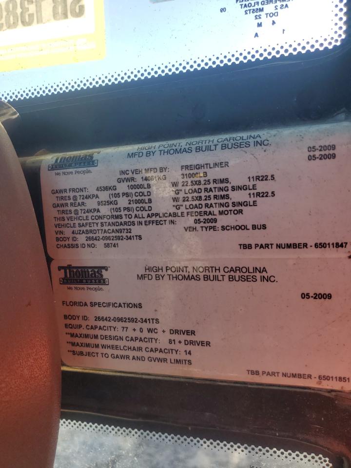 Lot #3273851188 2010 FREIGHTLINER SAF-T-LINER C2