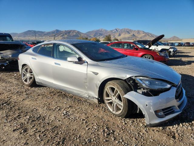 2013 TESLA MODEL S - 5YJSA1AG2DFP09401
