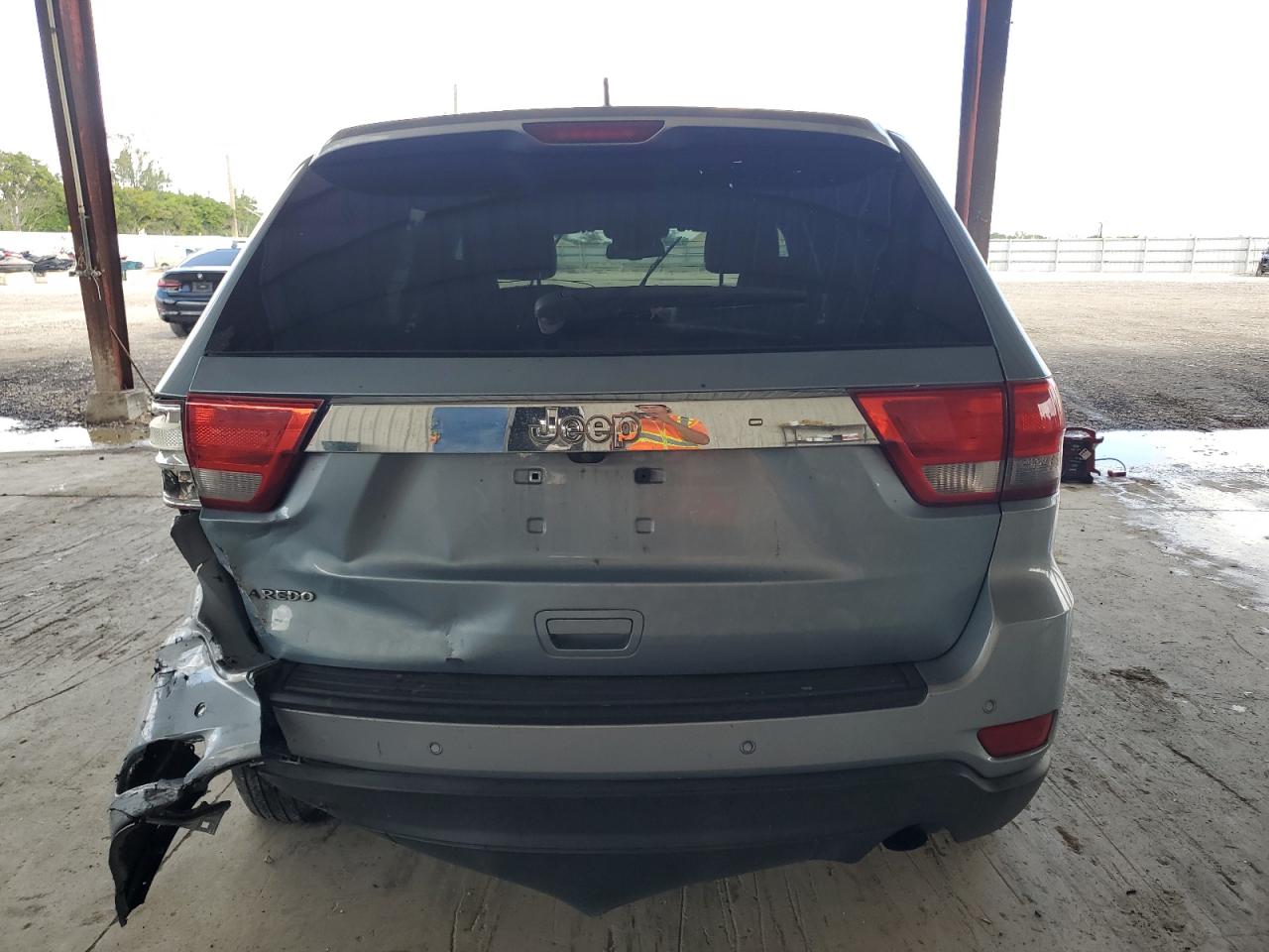 JEEP GRAND CHEROKEE LAREDO