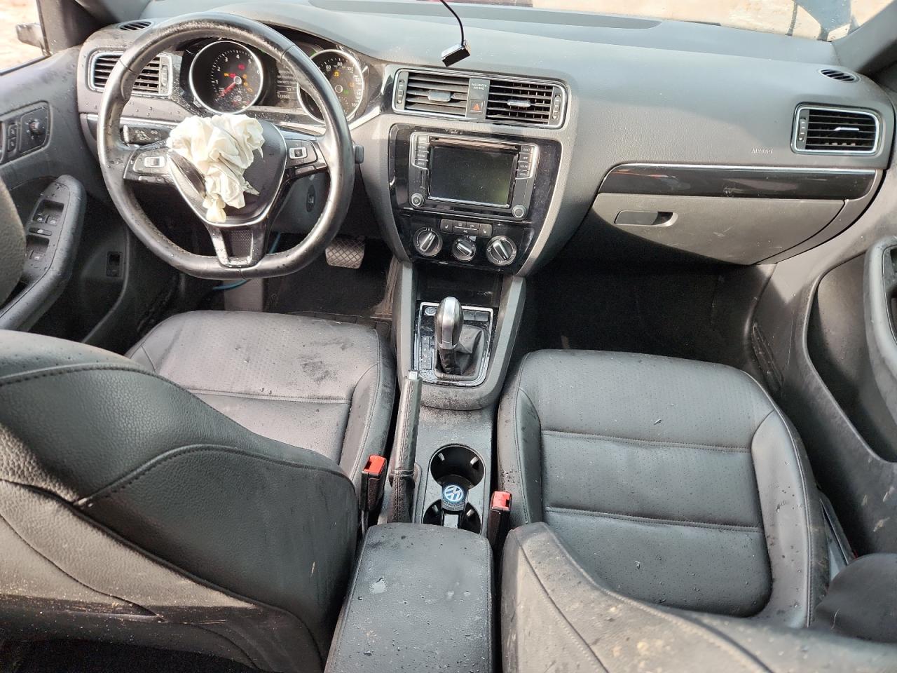 VOLKSWAGEN JETTA SPORT