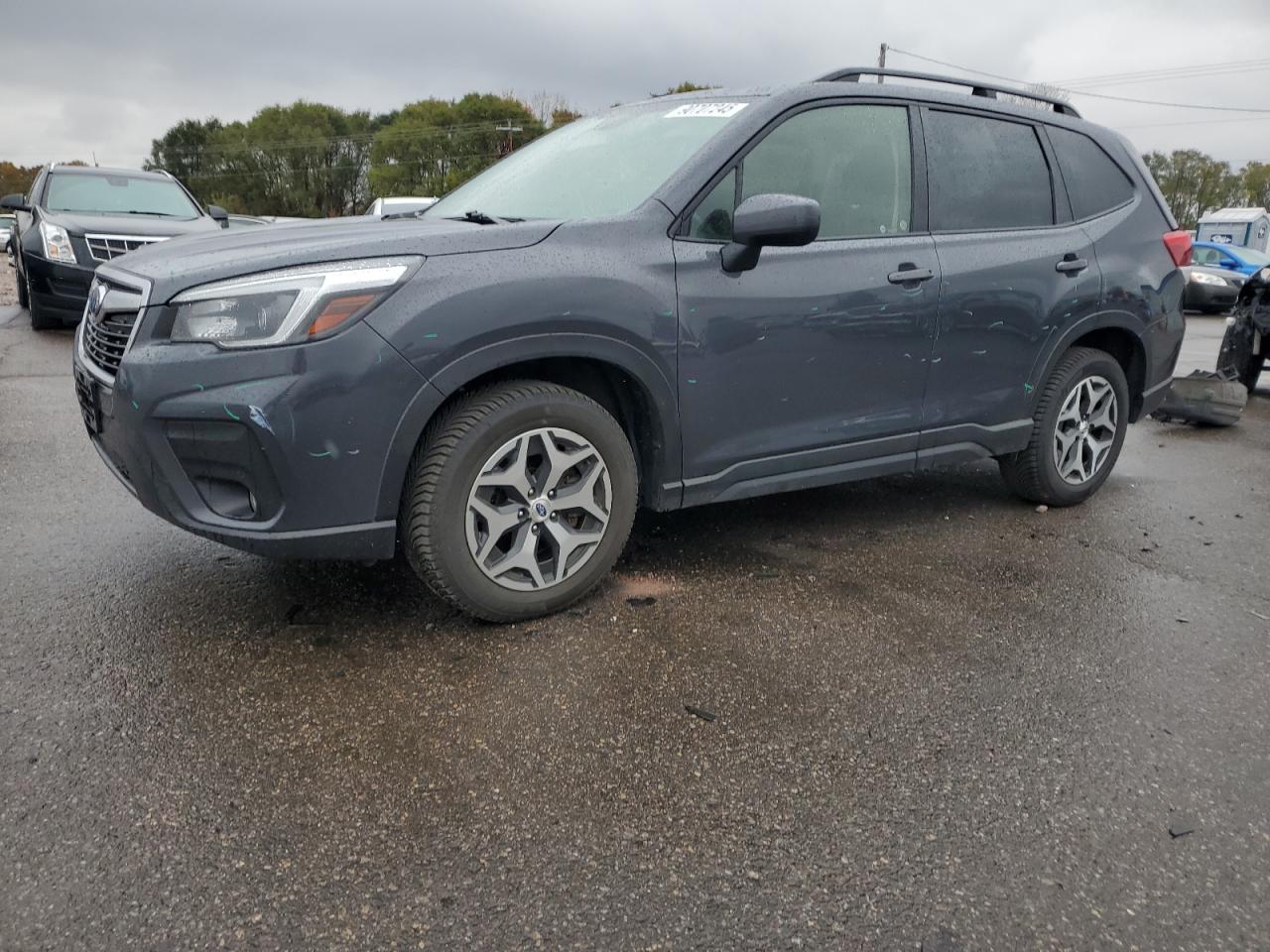 SUBARU FORESTER PREMIUM