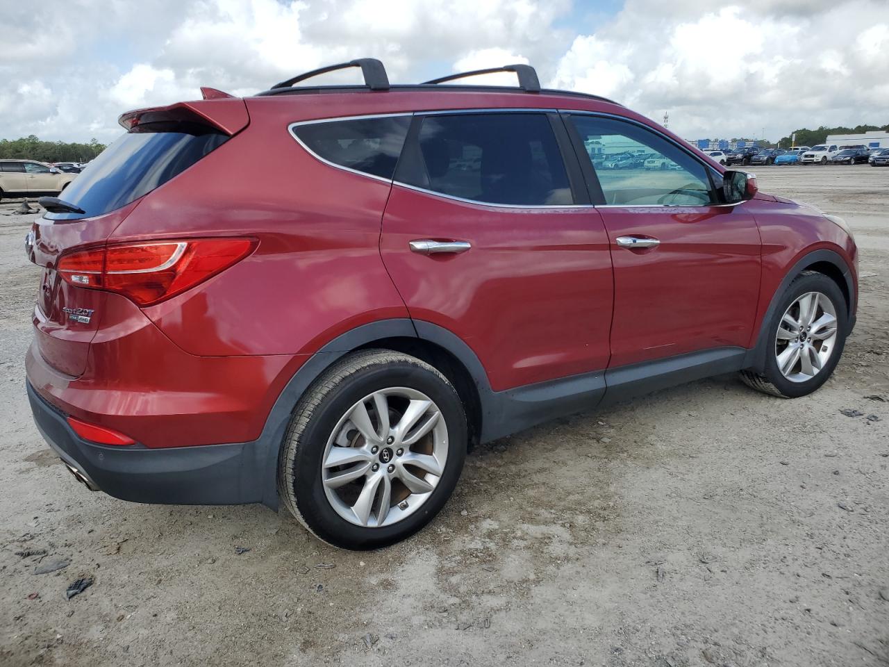 HYUNDAI SANTA FE SPORT