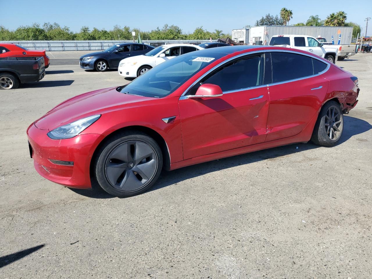 TESLA MODEL 3