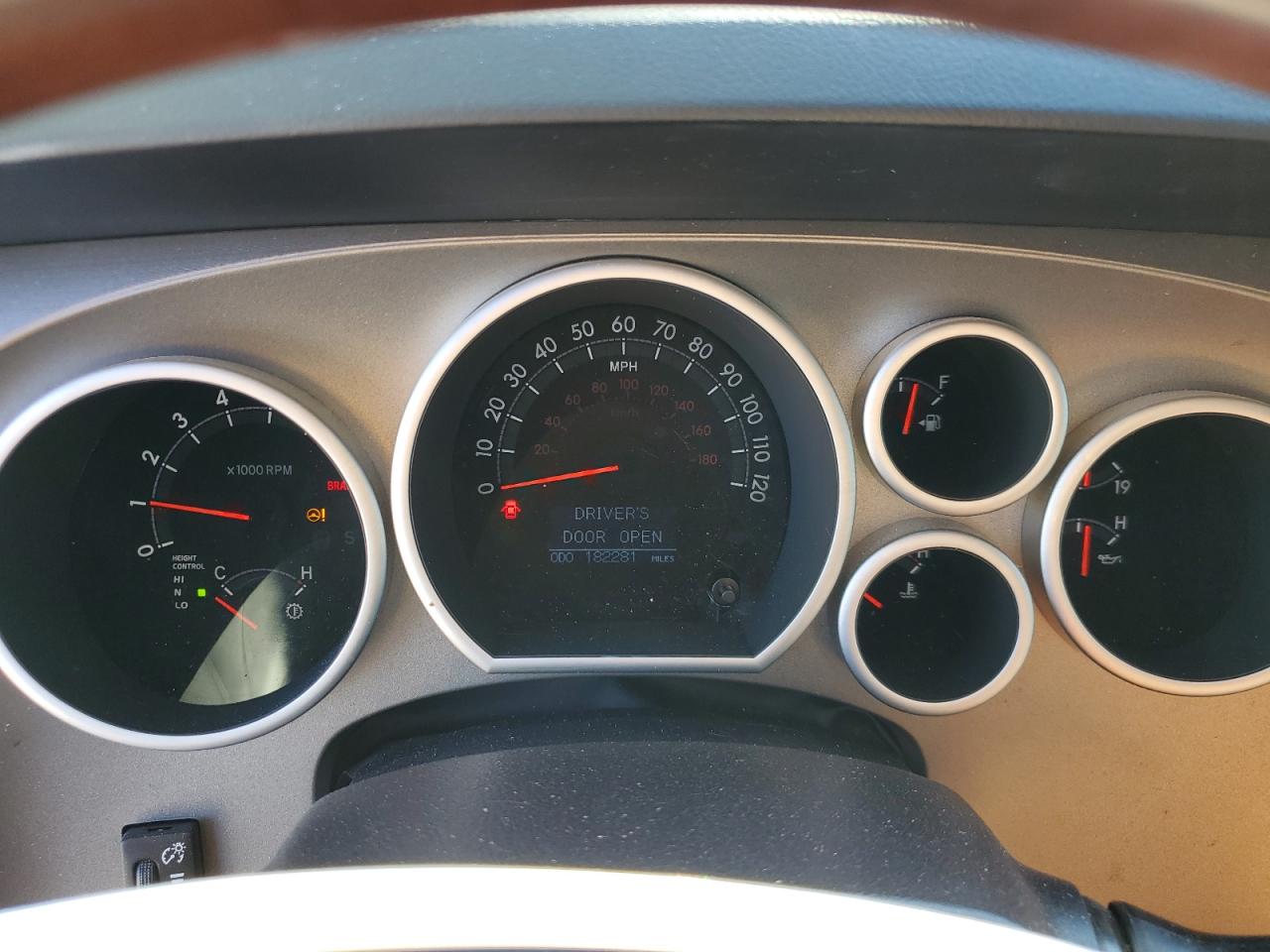 TOYOTA SEQUOIA PLATINUM