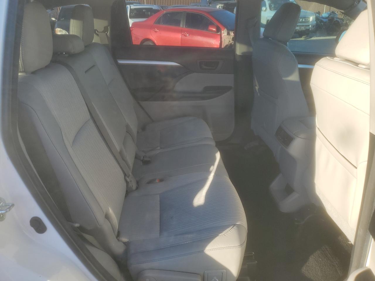 TOYOTA HIGHLANDER LE