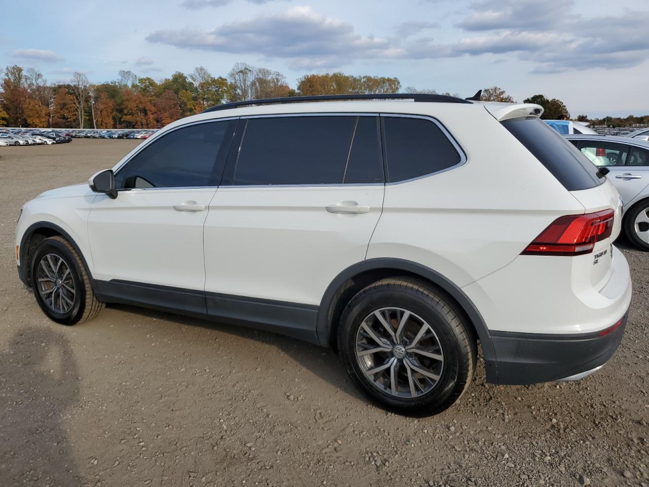 VOLKSWAGEN TIGUAN SE