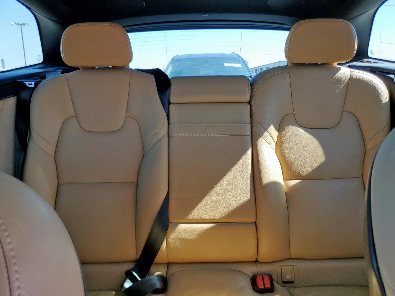 VOLVO XC60 T5 INSCRIPTION