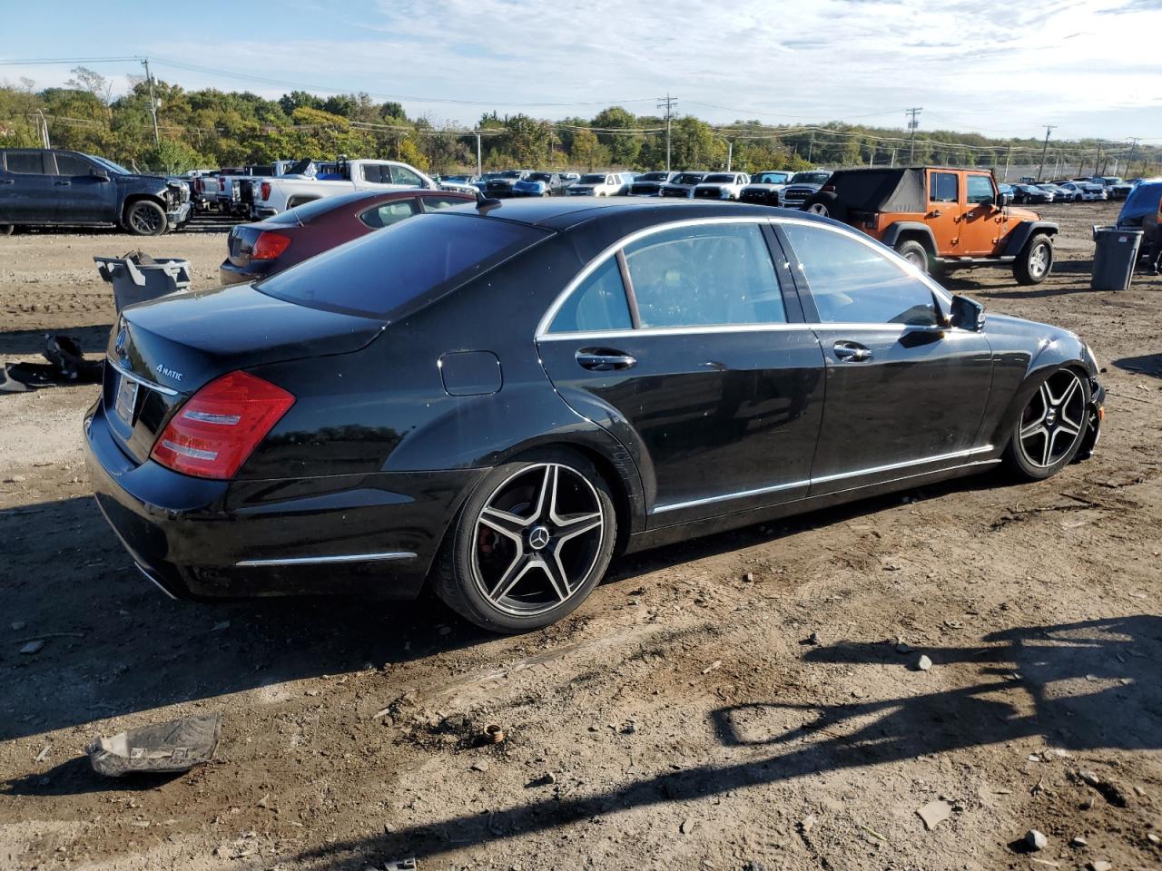 MERCEDES-BENZ S-CLASS 550 4MATIC