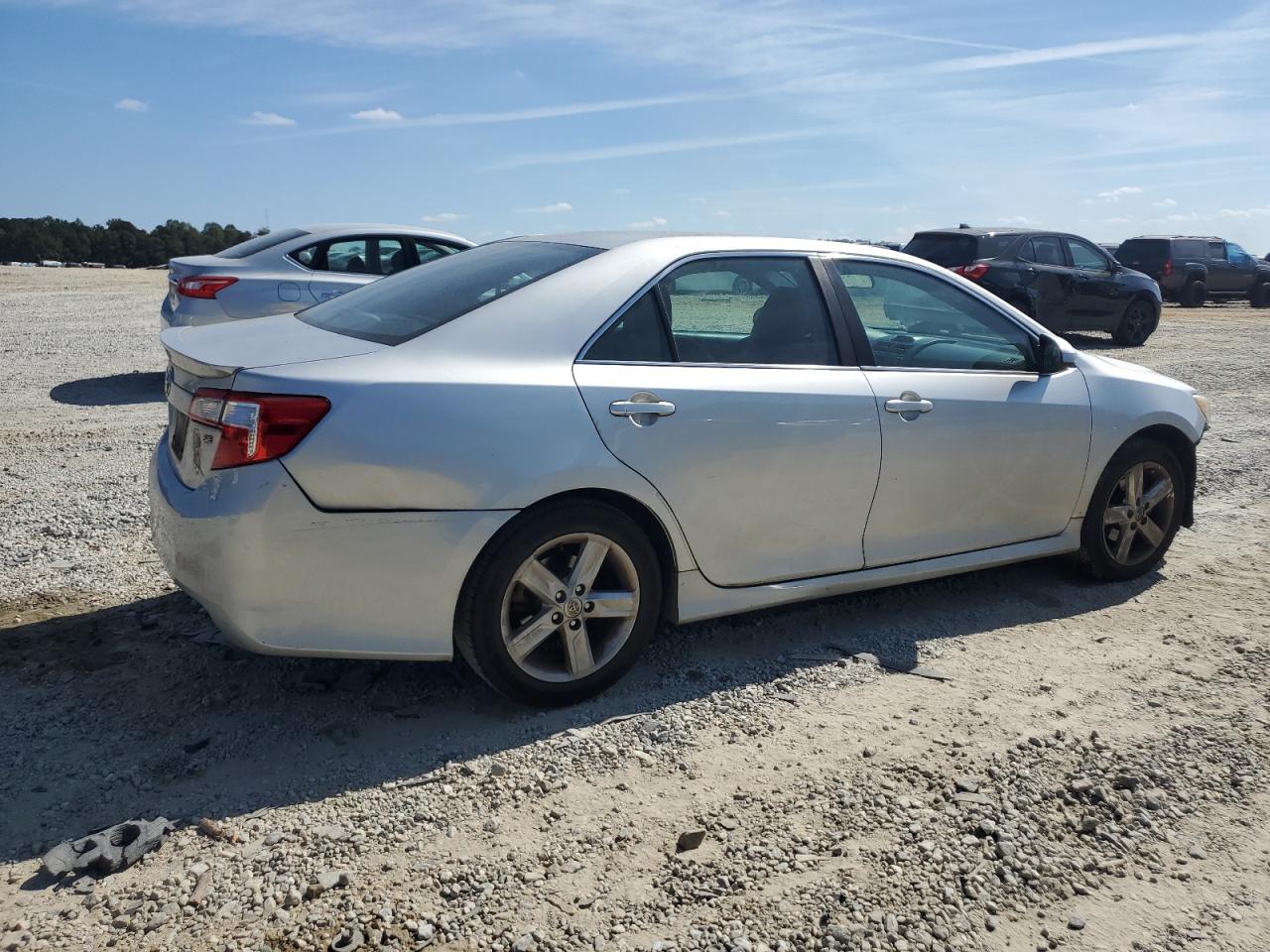 TOYOTA CAMRY L