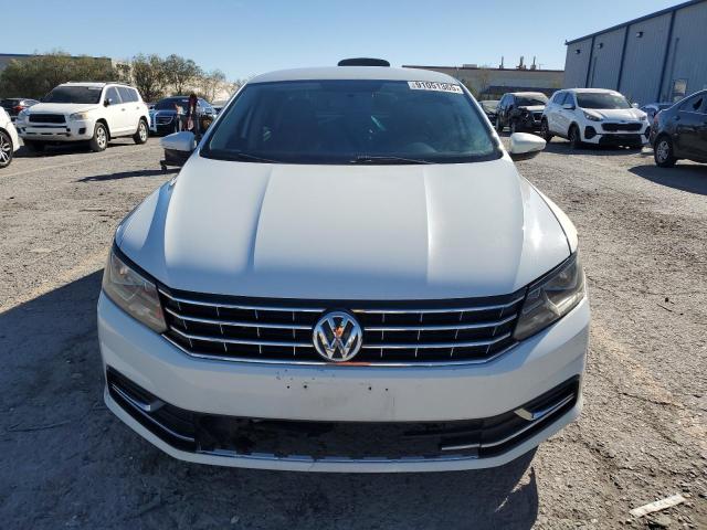 2016 VOLKSWAGEN PASSAT S - 1VWAT7A37GC047013