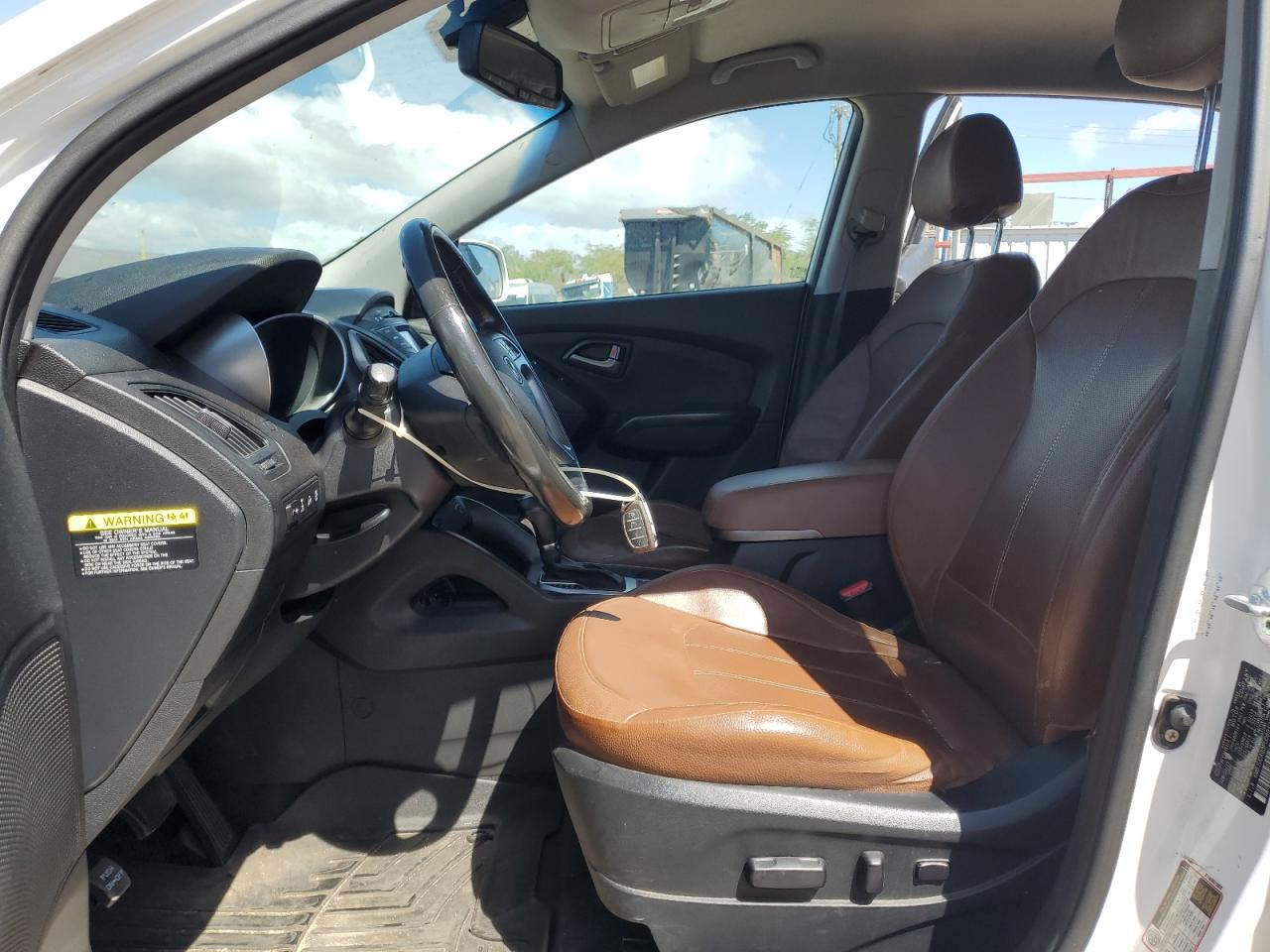 Lot #3298250021 2015 HYUNDAI TUCSON LIM