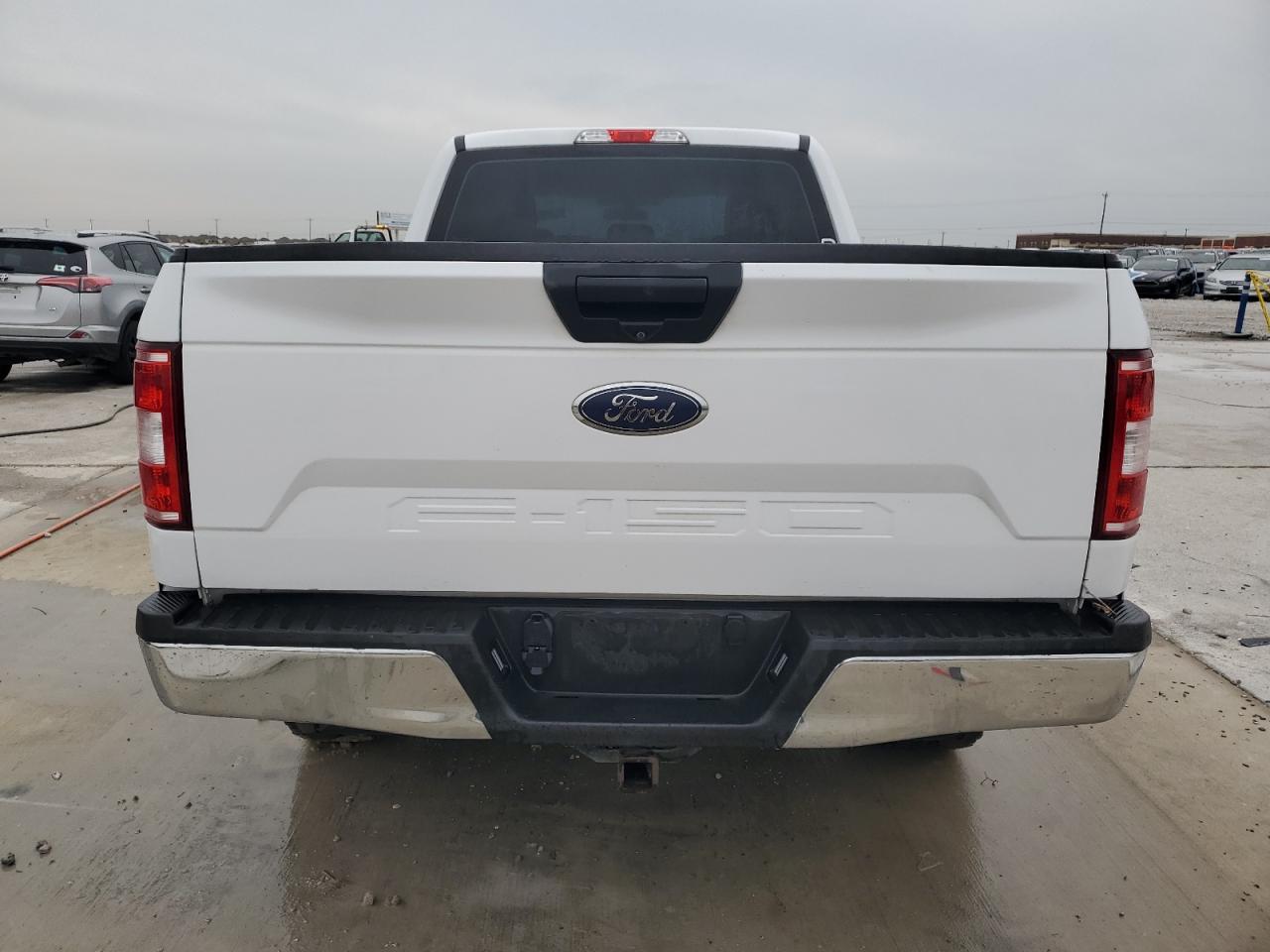 FORD F-150 SUPER CAB