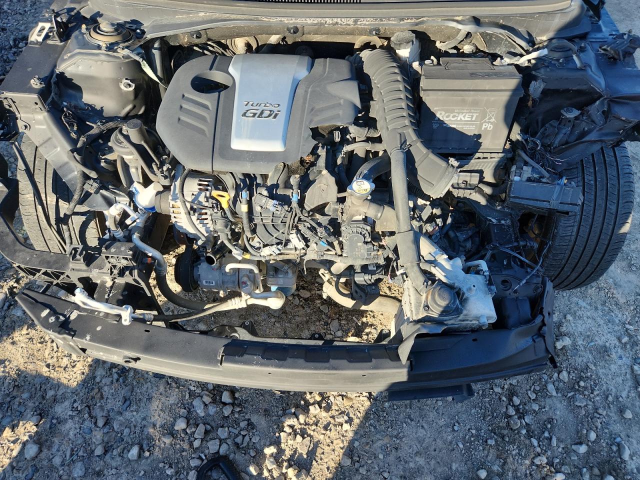 HYUNDAI VELOSTER TURBO