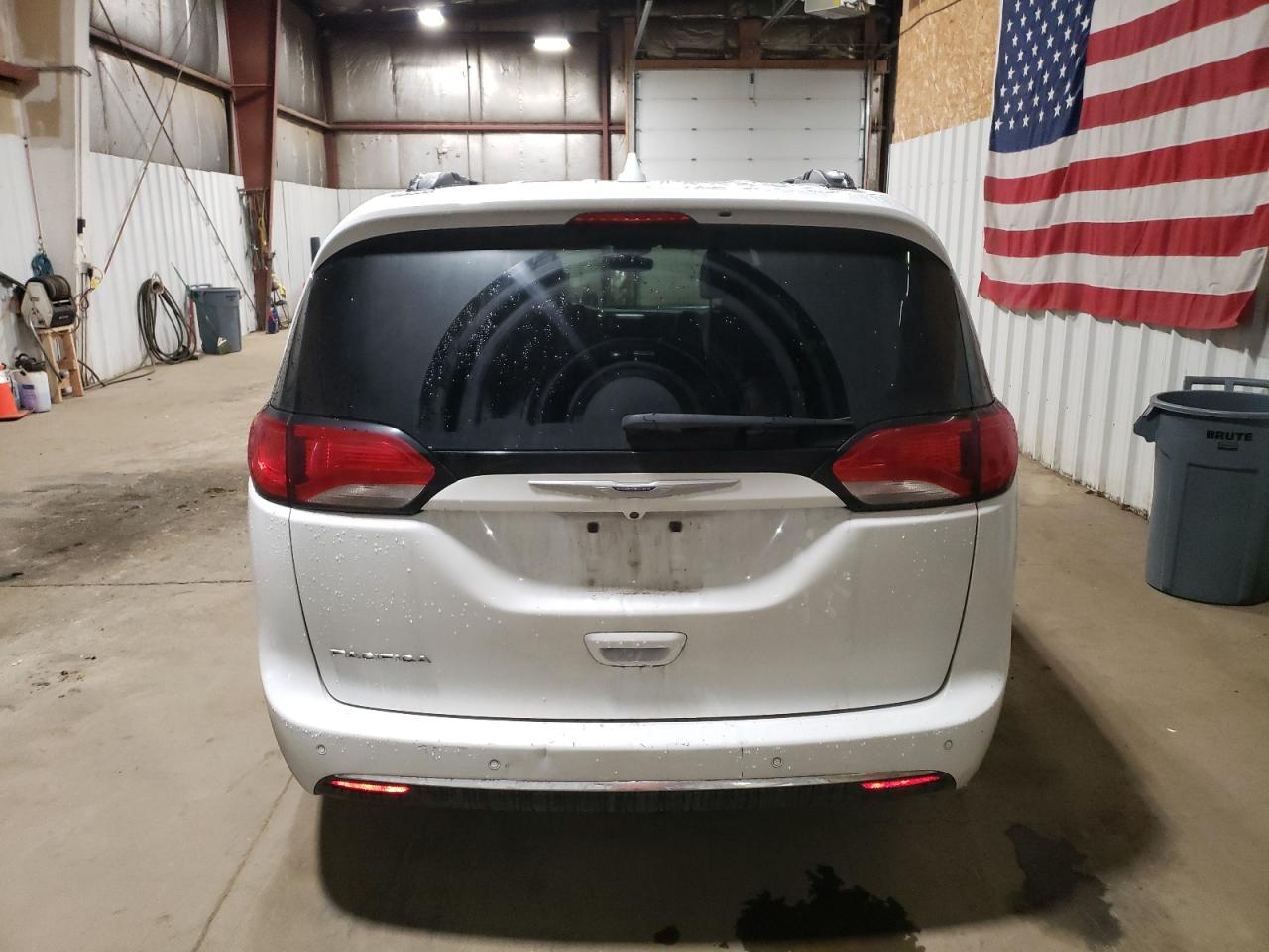 CHRYSLER PACIFICA TOURING L PLUS