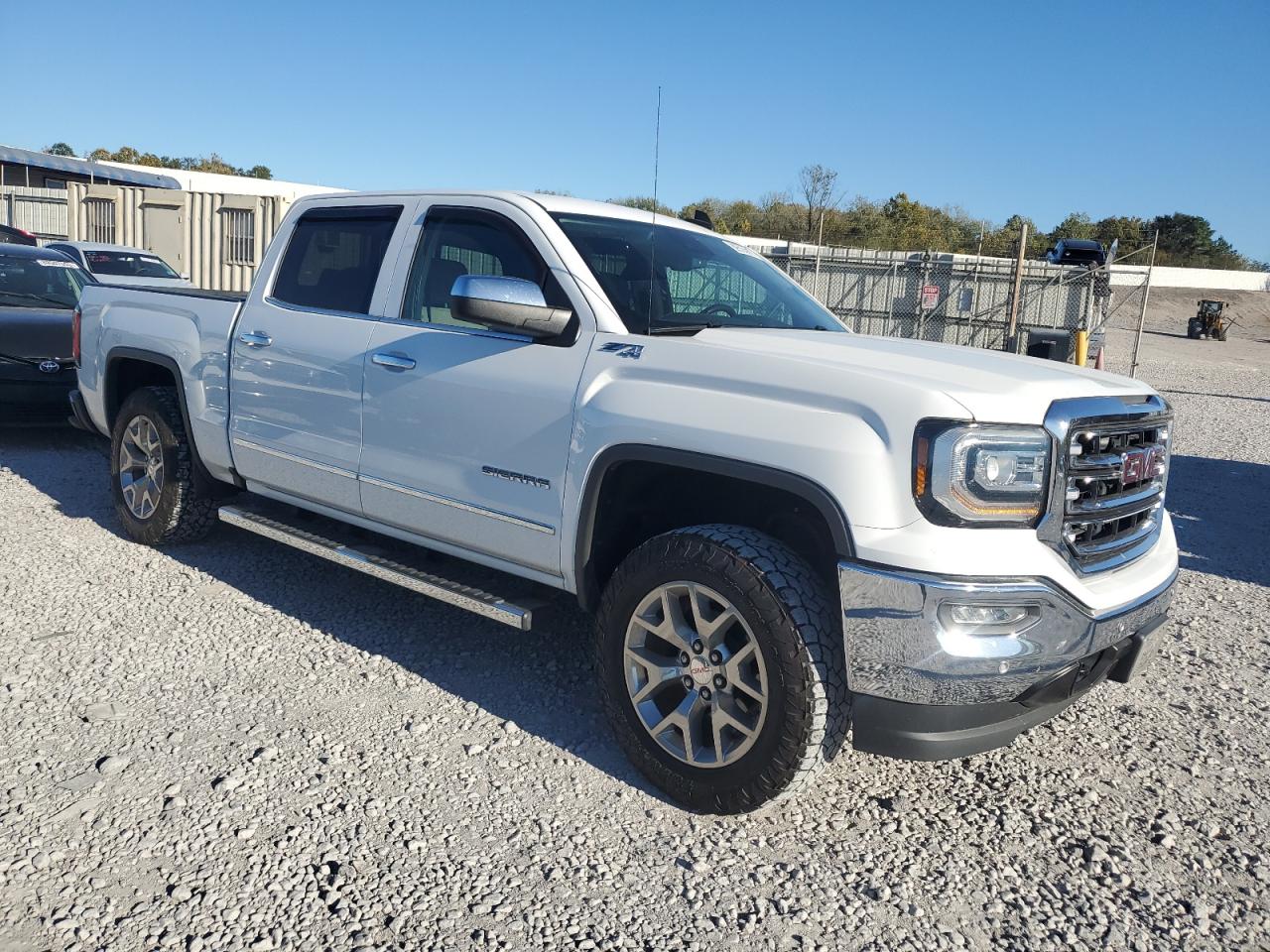 GMC SIERRA K1500 SLT