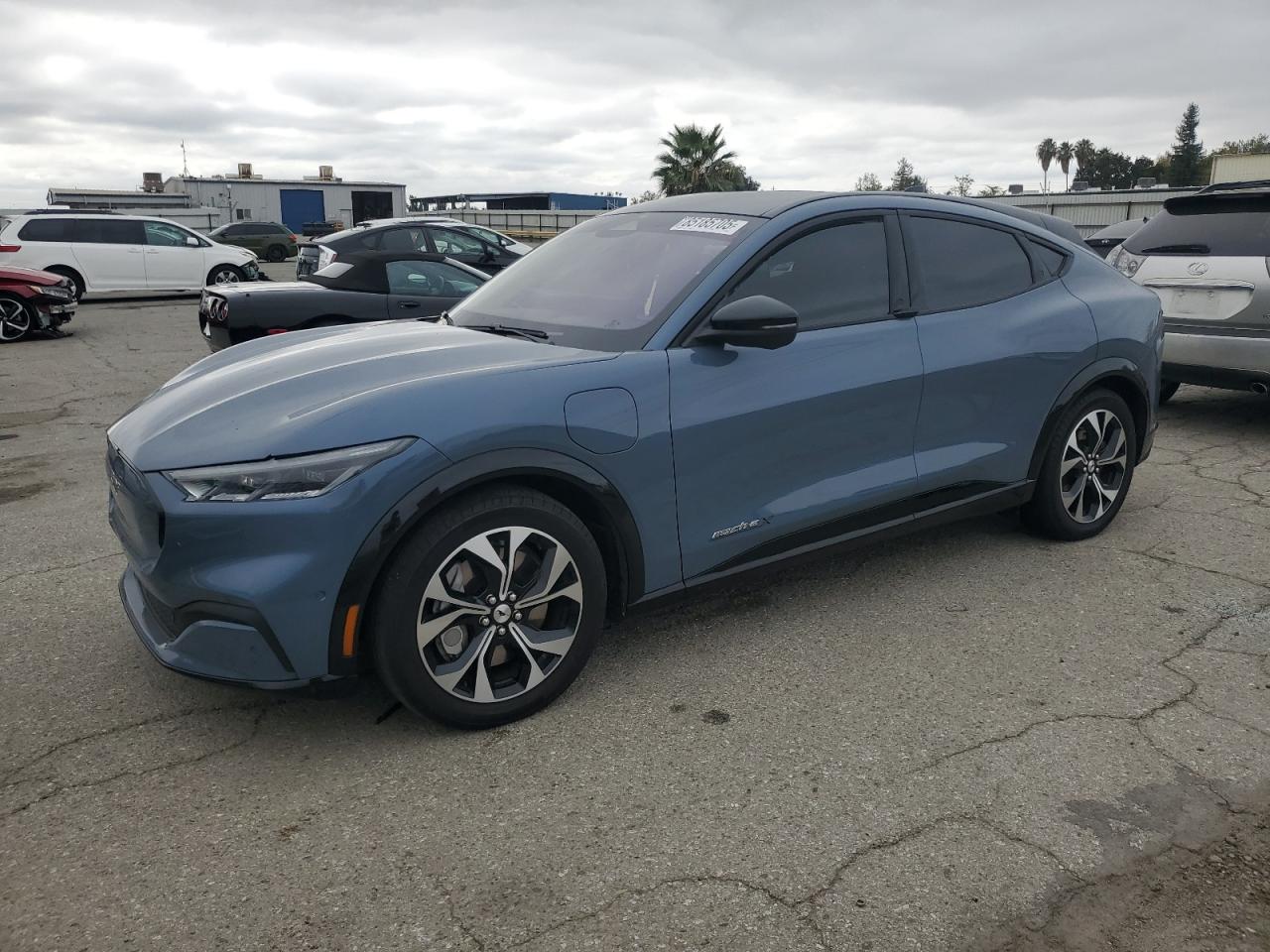 FORD MUSTANG PREMIUM