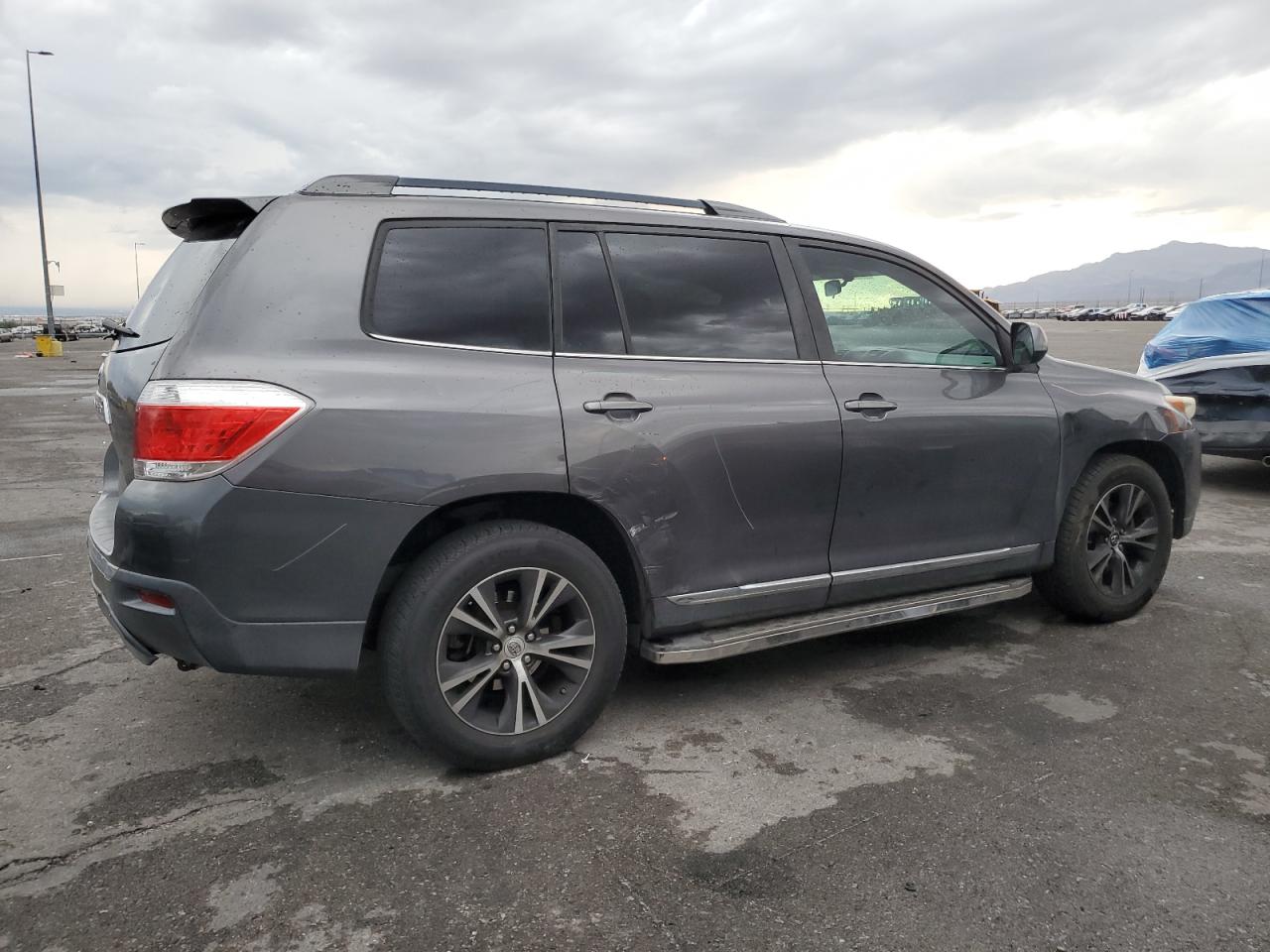 TOYOTA HIGHLANDER BASE
