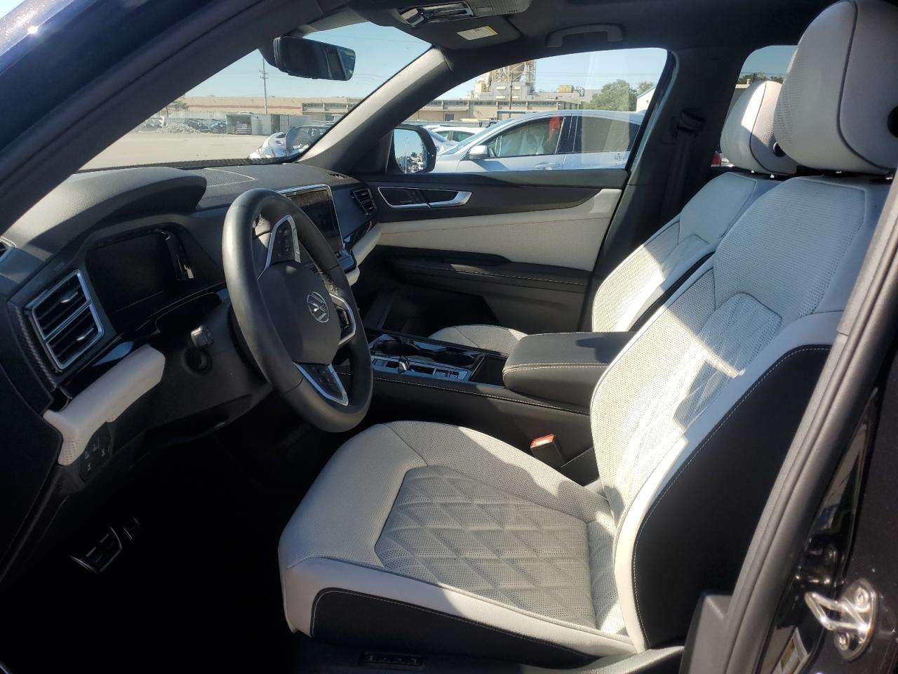 VOLKSWAGEN ATLAS CROSS SPORT SEL PREMIUM R-LINE