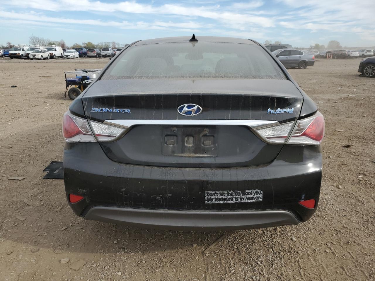 HYUNDAI SONATA HYBRID