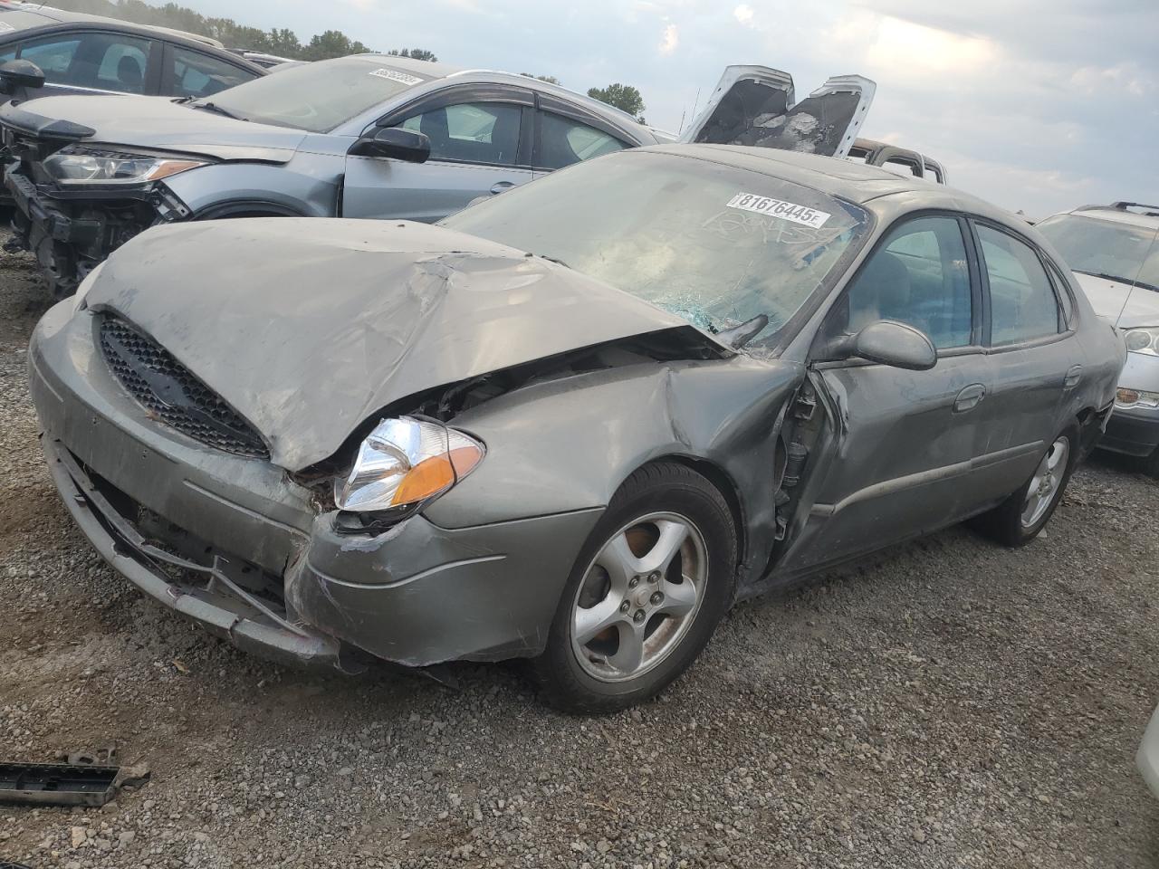 Lot #3298313134 2002 FORD TAURUS SE
