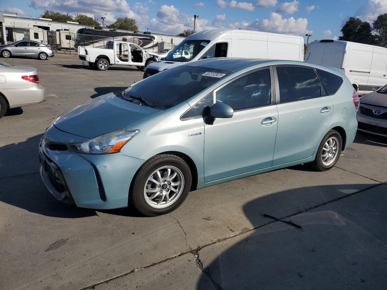 TOYOTA PRIUS V