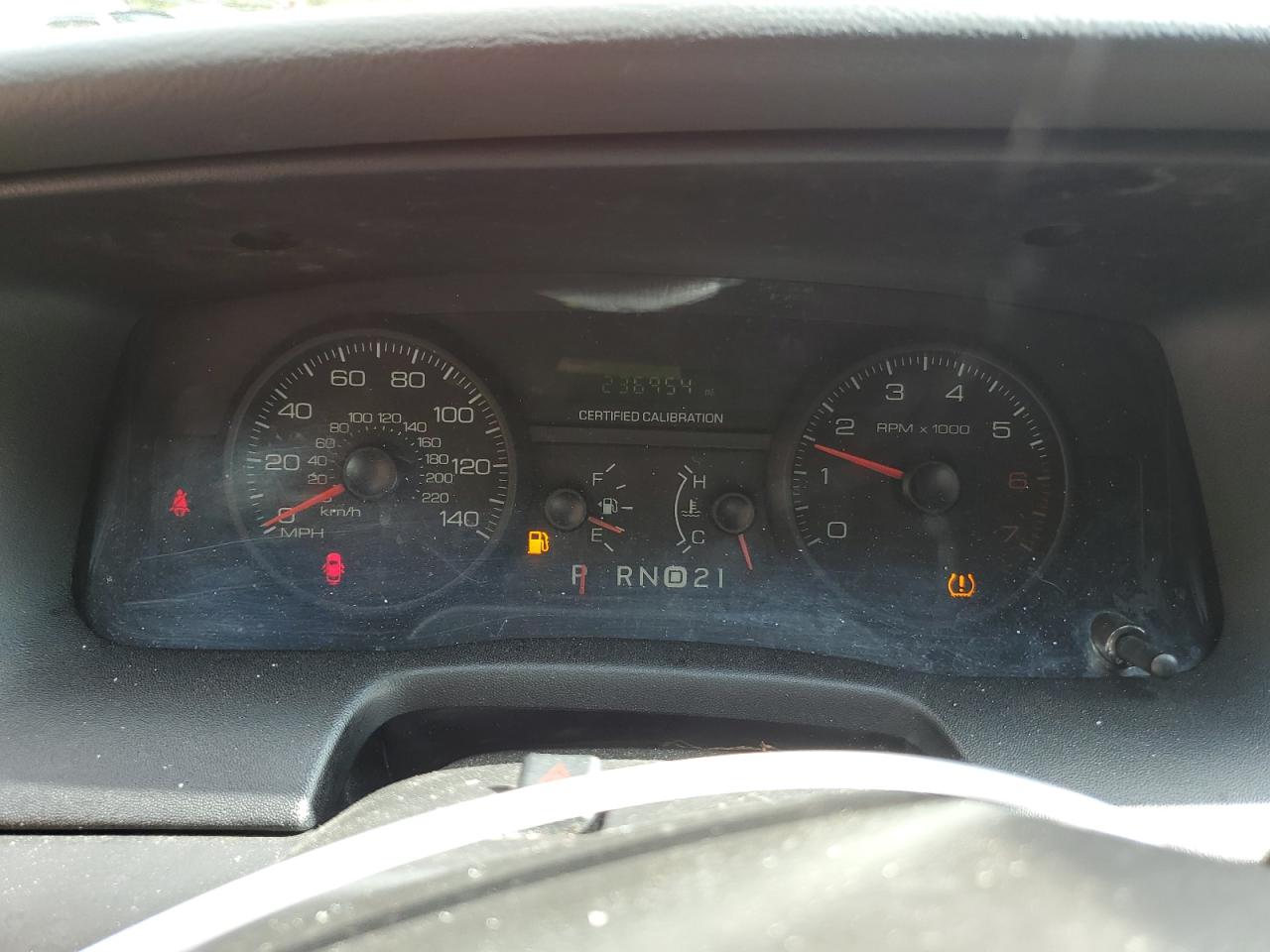 FORD CROWN VICTORIA POLICE INTERCEPTOR