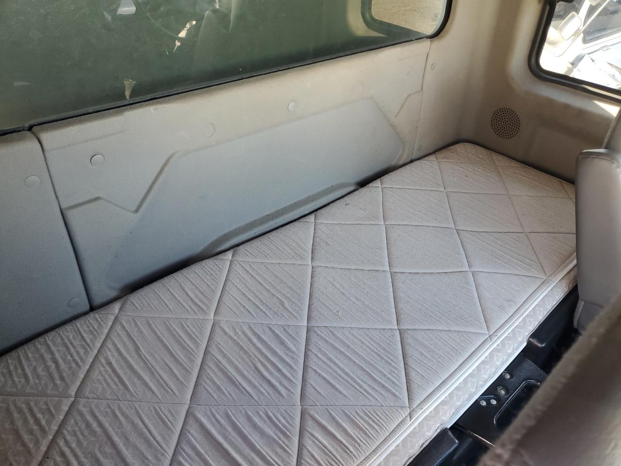 Lot #3279482298 2019 INTERNATIONAL 4300