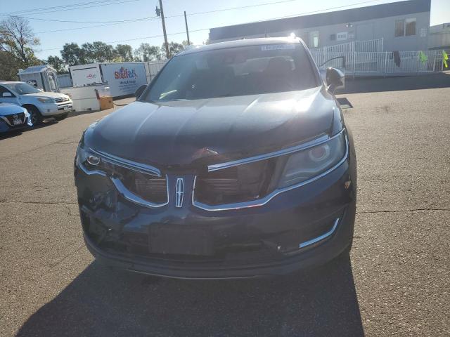 2017 LINCOLN MKX RESERV 2LMPJ8LR8HBL25302