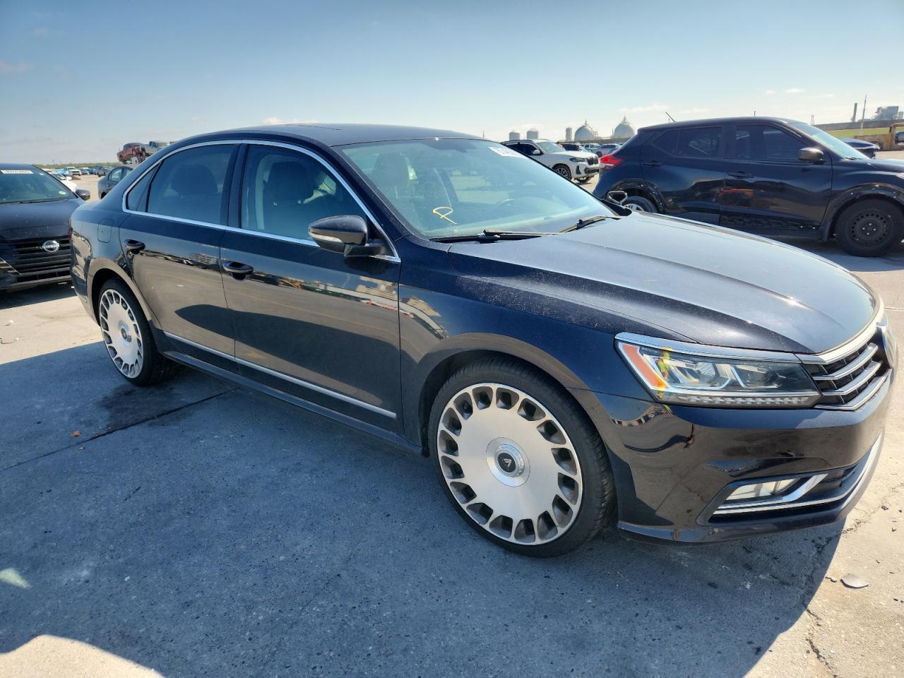 VOLKSWAGEN PASSAT SE